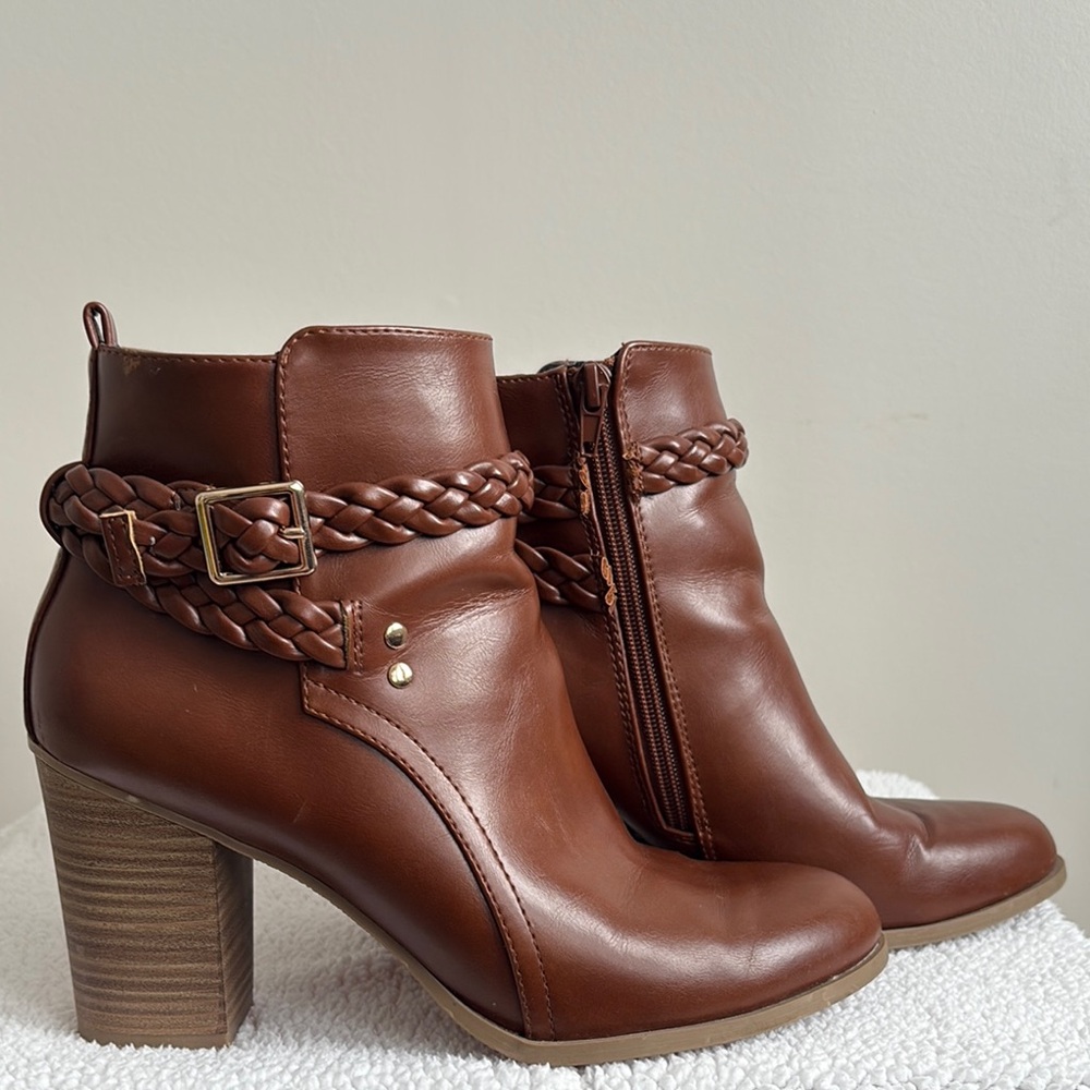 American Eagle Outfitters Brown Braided Heeled Boots